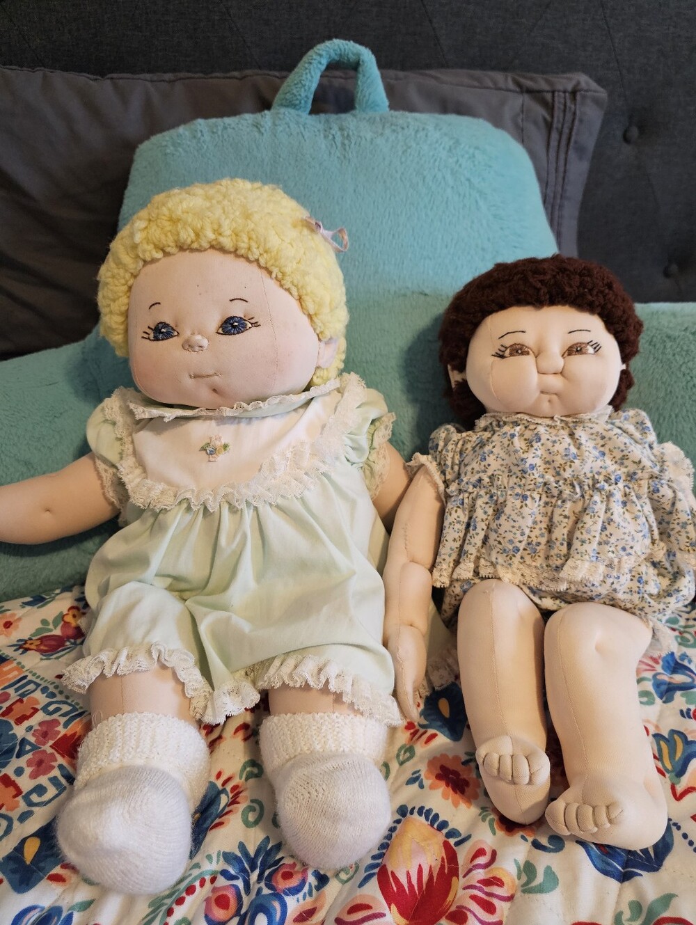 Lot of 2 Vintage Handmade Soft Sculpture Cloth Dolls (Cabbage Patch Style) euc